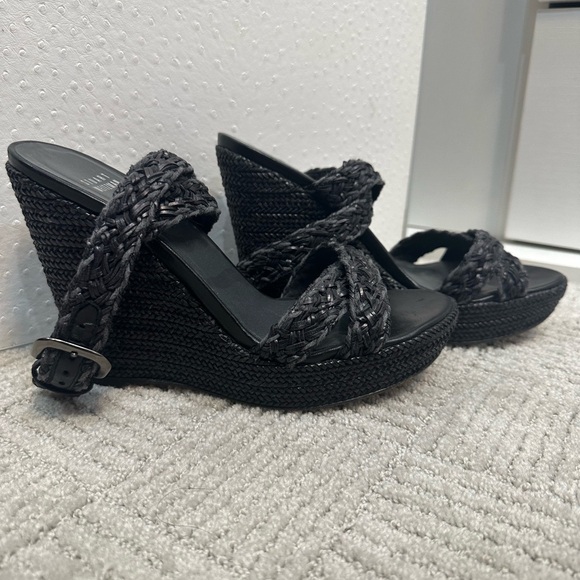 Stuart Weitzman size 8.5 black flat form - Picture 1 of 4